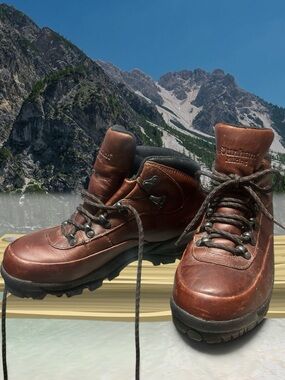 Dunham Mountaineering/Hiking Booties Size W/7 GUC!